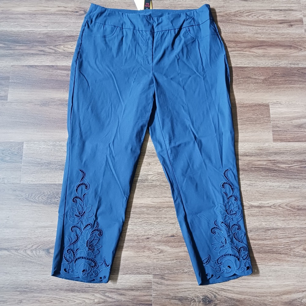 Ruby Rd Womens Navy Blue Slimming Contour Eyelet Ankle Pants Size 16 NWT 35400
